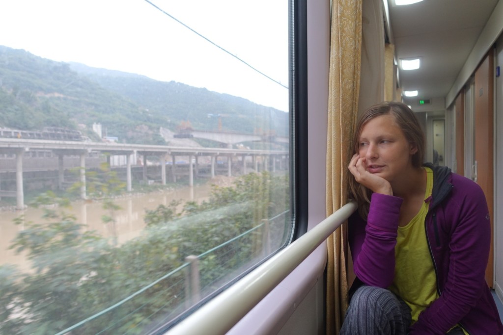 Alexandra versucht, den Zorn zu unterdrücken ;-)