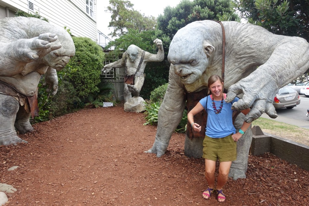 gruselig, diese Figuren
